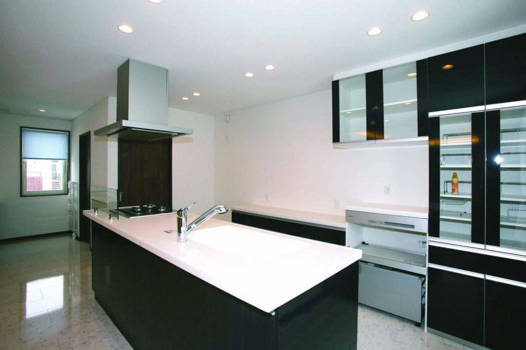 ライフスタイルに合わせたこだわり設計のハイグレード二世帯住宅