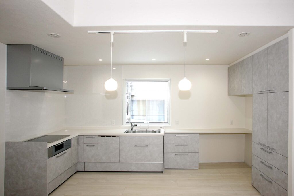 暮らしやすく広々とした開放的な室内!お洒落な平屋造りの住まい