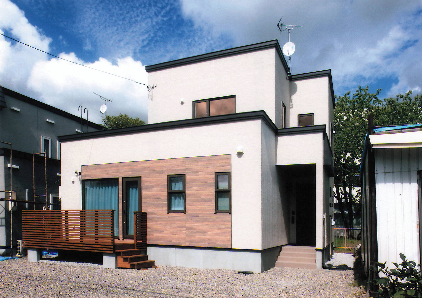 落ち着いた雰囲気で快適性とデザイン性に優れた森川ハウス