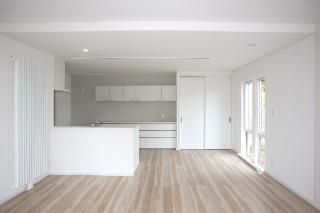 抜群な収納力と機能性！明るく清潔感にあふれたお洒落なマイホーム