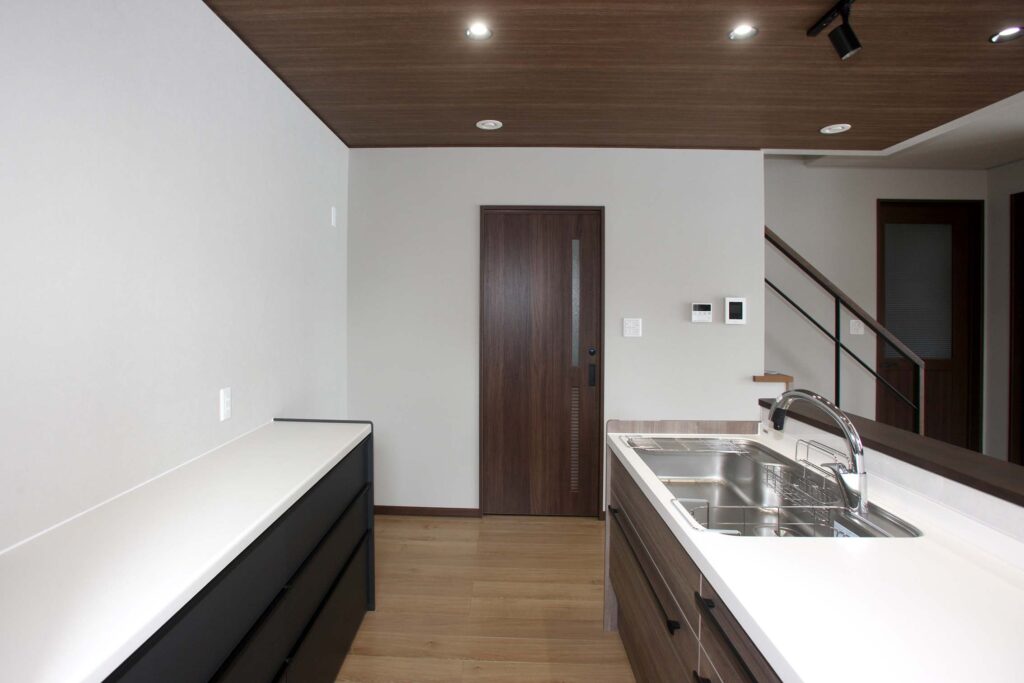 骨太構造の安心感と機能性・デザイン性を両立した暮らしやすい住まい